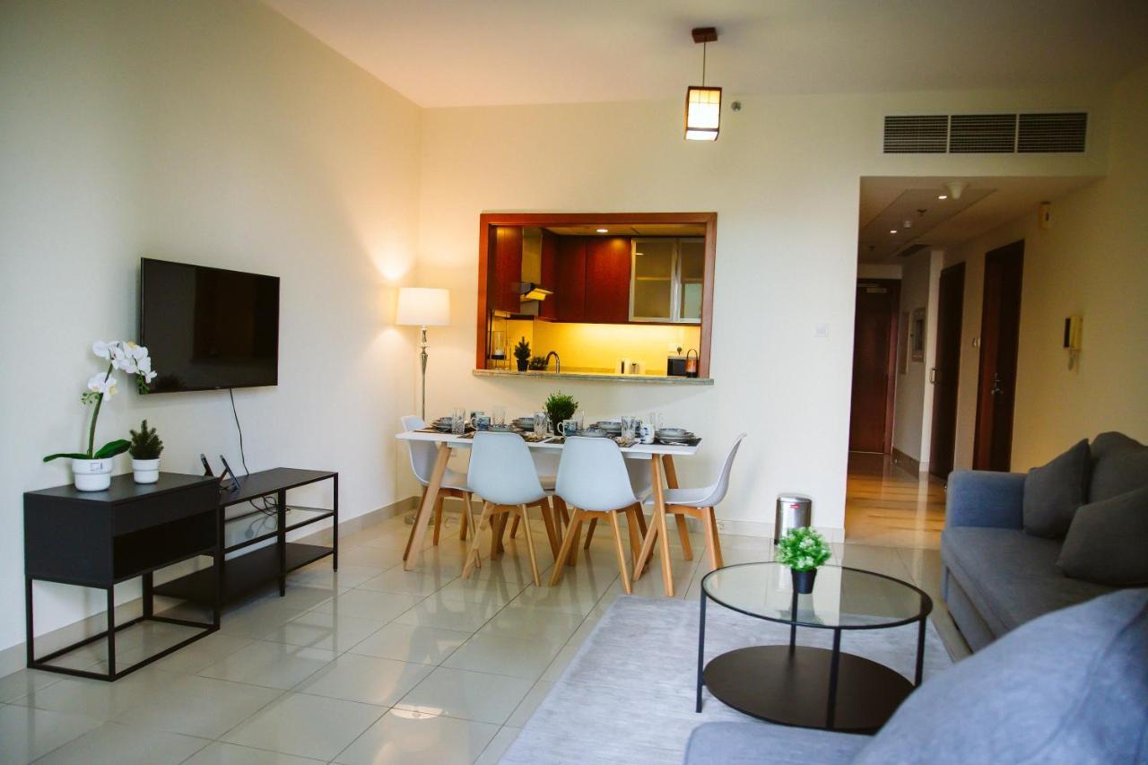 Luxury Apartment At Standpoint Tower By Emaar دبي المظهر الخارجي الصورة