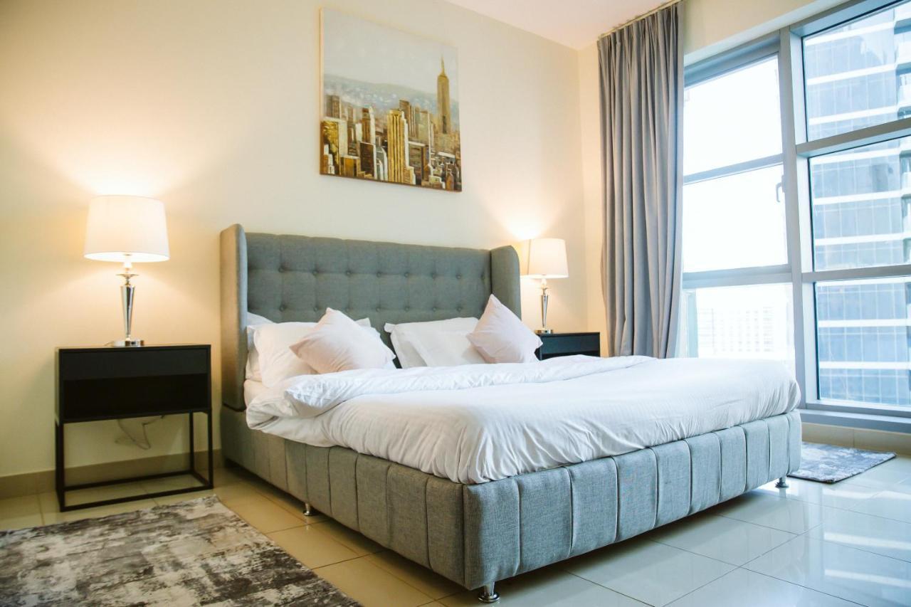 Luxury Apartment At Standpoint Tower By Emaar دبي المظهر الخارجي الصورة